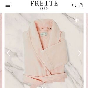 BRAND NEW Frette Velour Shawl Collar Robe - Soft Pink Size Small